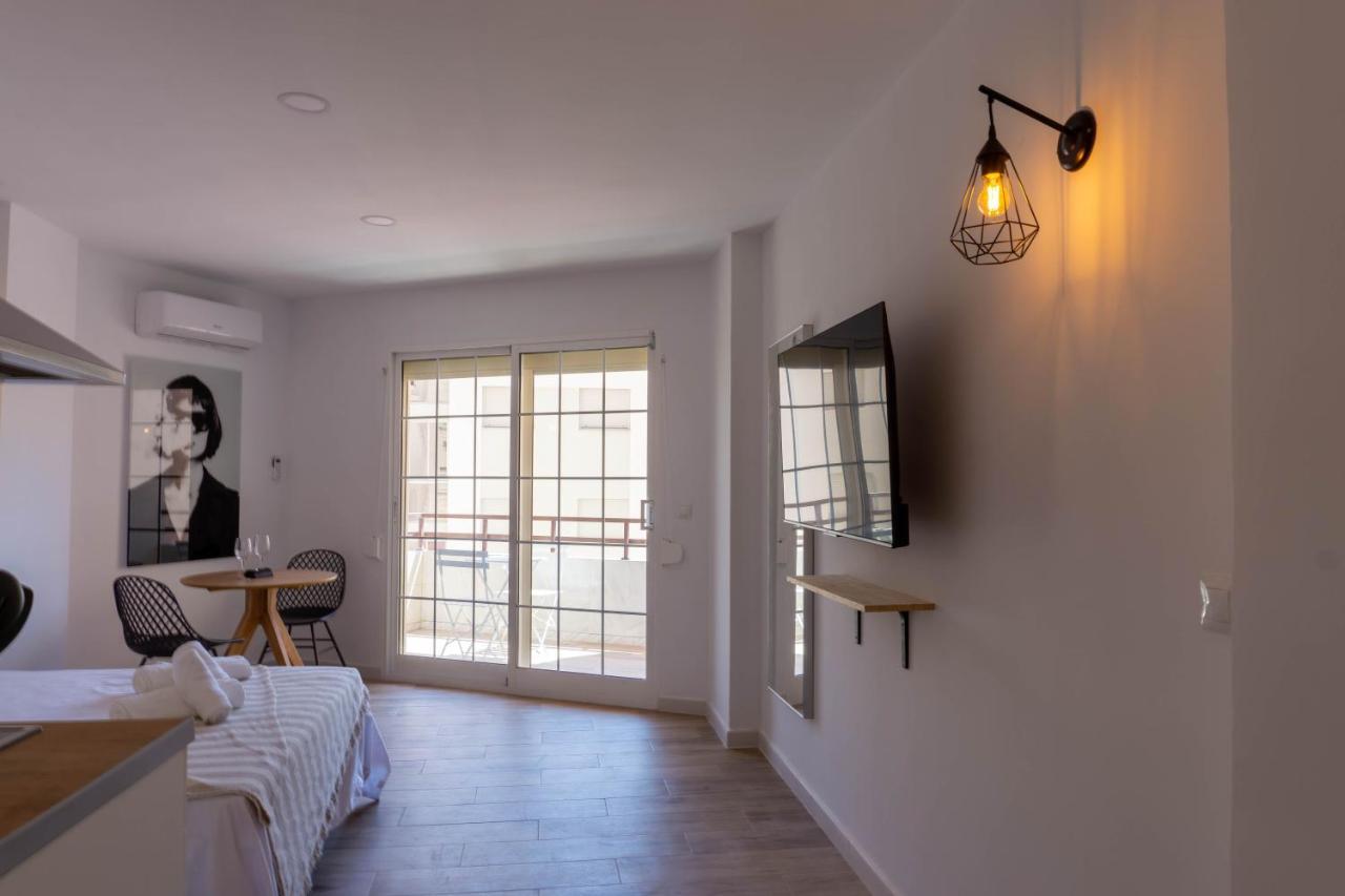 Apartment Carihuela Beach Malaga Torremolinos Exteriör bild
